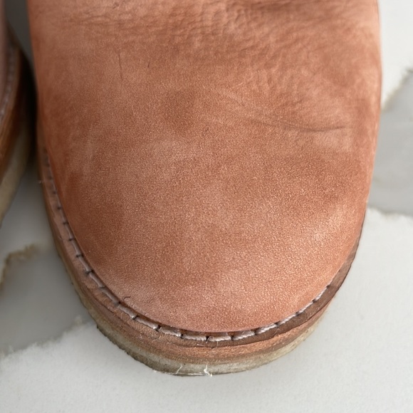 Clarks Originals Chelsea Boots - Picture 5 of 11